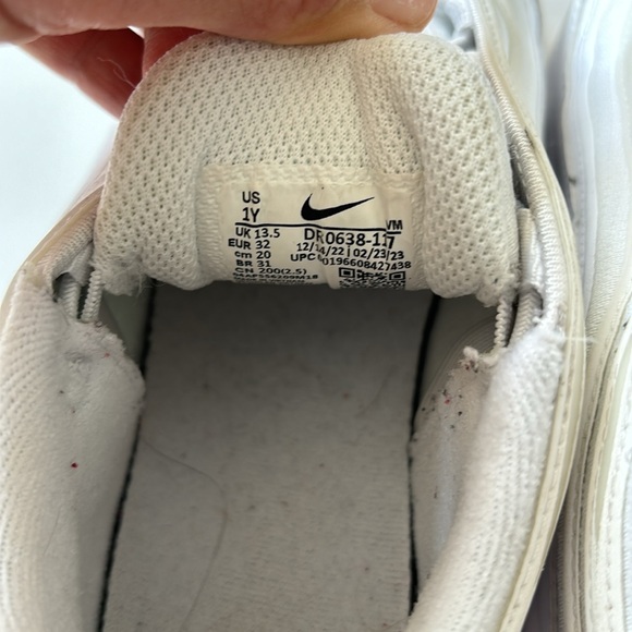 Kids Nike Air Max ‘97 all white sneakers runners shoes - Picture 9 of 12